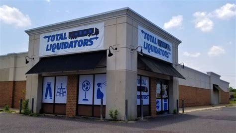 Total Liquidators .